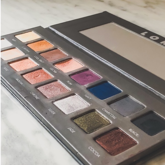 Lorac Pro 2 - Picture 2 of 3